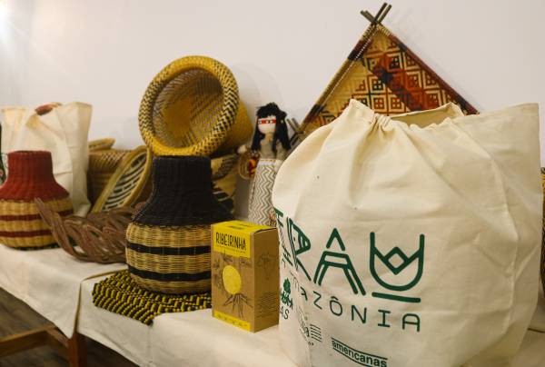 Itens do Jirau da Amazônia, projeto apoiado pela Fundação Amazônia Sustentável (FAS), em parceria com Americanas.