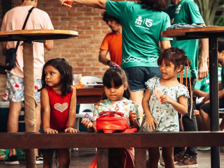 Feira da FAS realiza edição especial em homenagem às crianças neste domingo